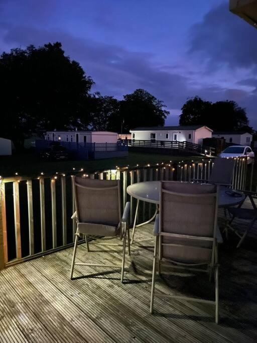 Apartmán No29 At Three Lochs Holiday Park Balminnoch Exteriér fotografie